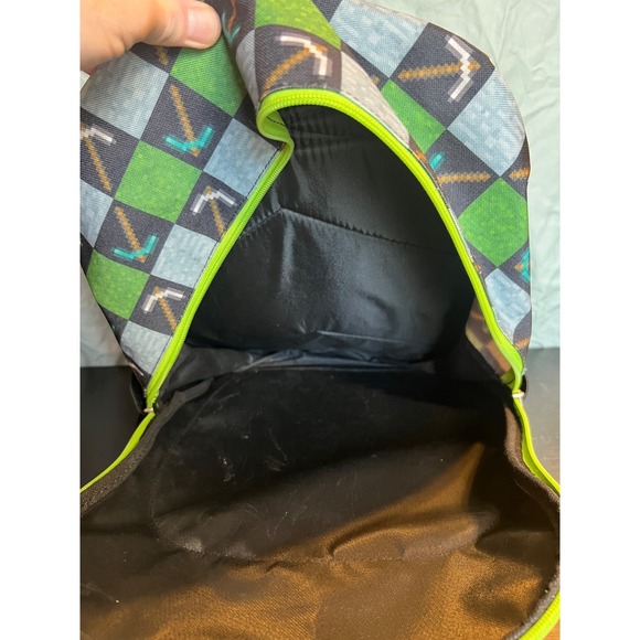 Pick-ax Minecraft Backpack - Picture 3 of 8